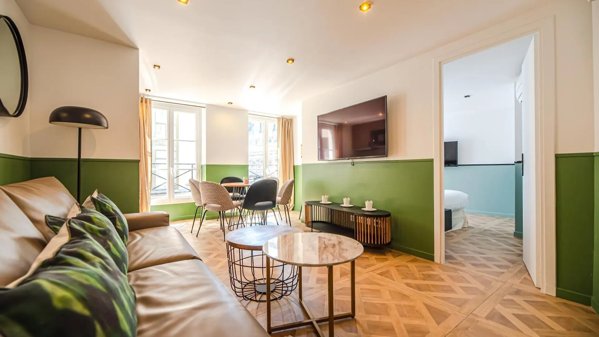 Cosy Flats- Notre Dame Apartment Paris 0*,  France